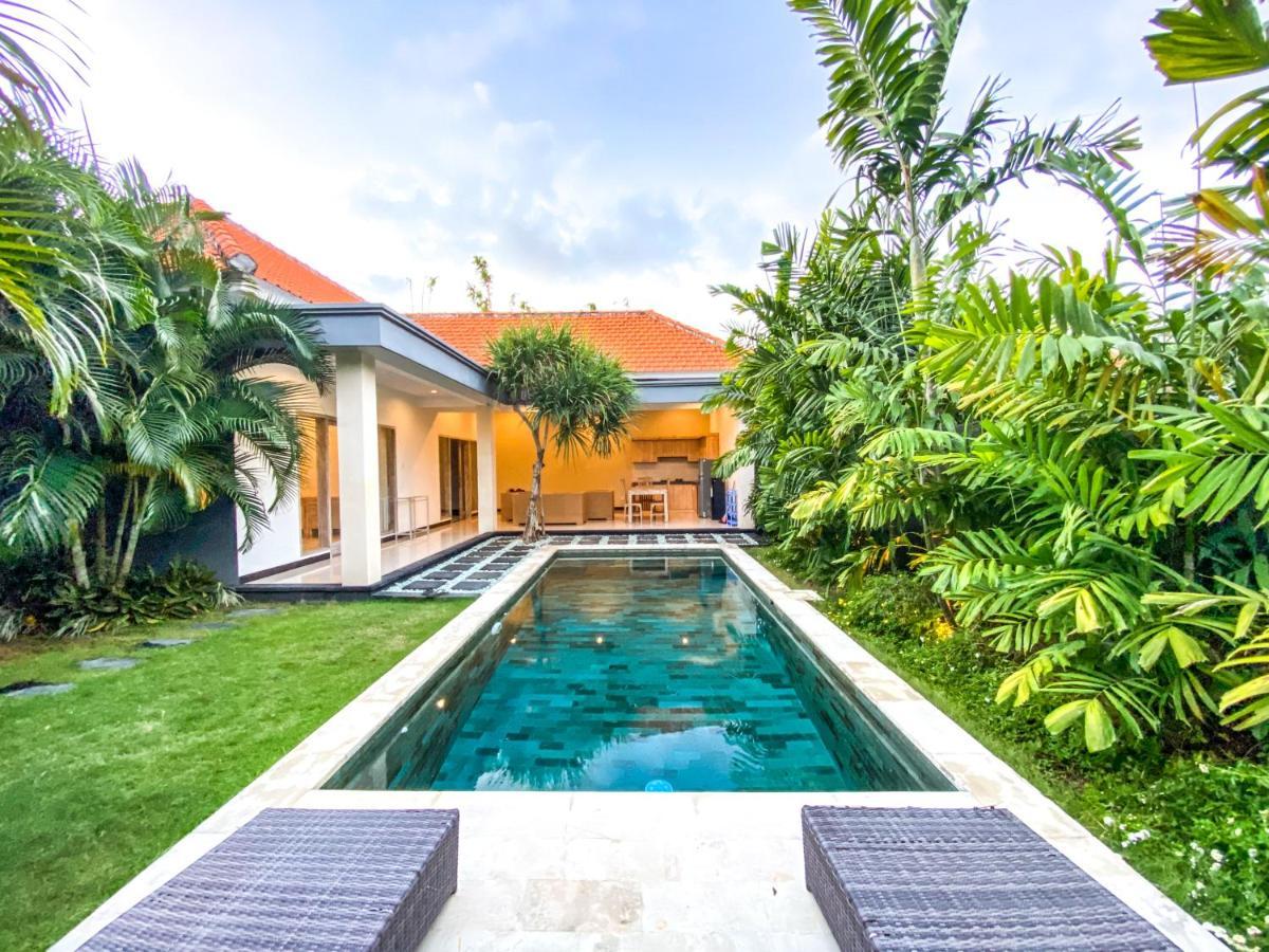 Tropical Luxe Villas Canggu - Finns & Atlas Екстер'єр фото
